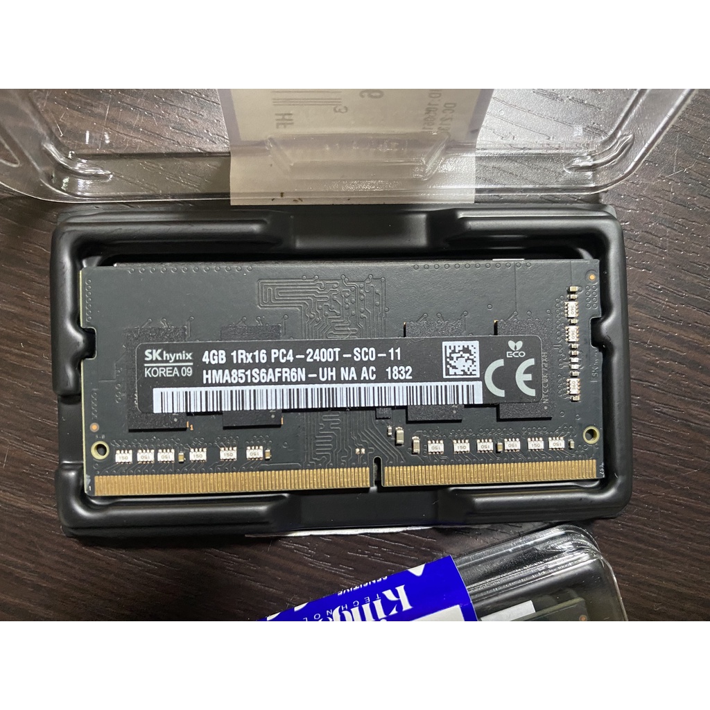 SK hynix PC4-2400T HMA851S6AFR6N-UH DDR4 4G iMac 5k 2017 拆下