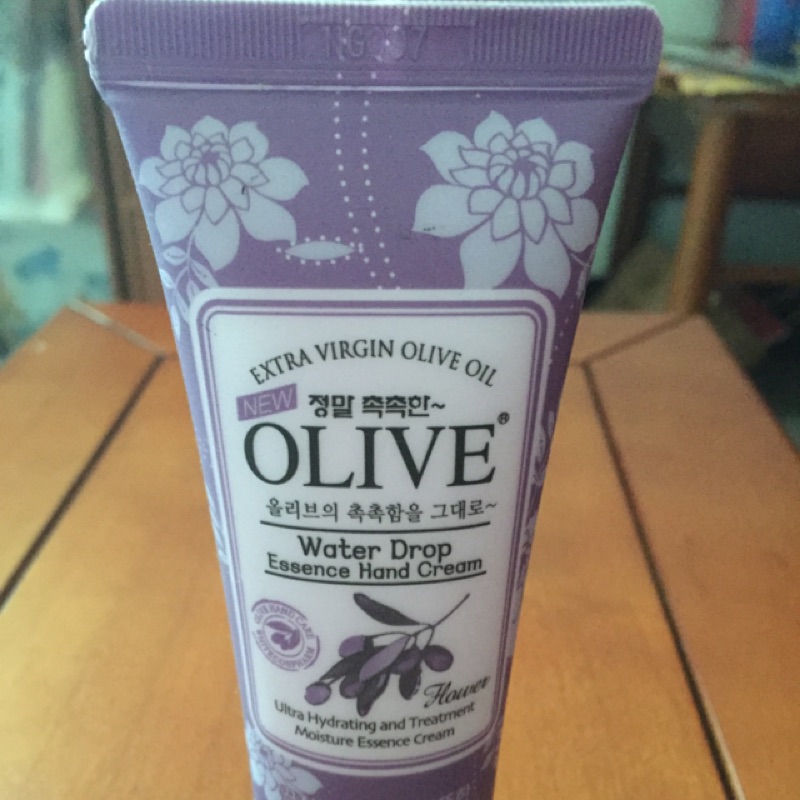 韓國購入Olive橄欖保濕護手霜50g