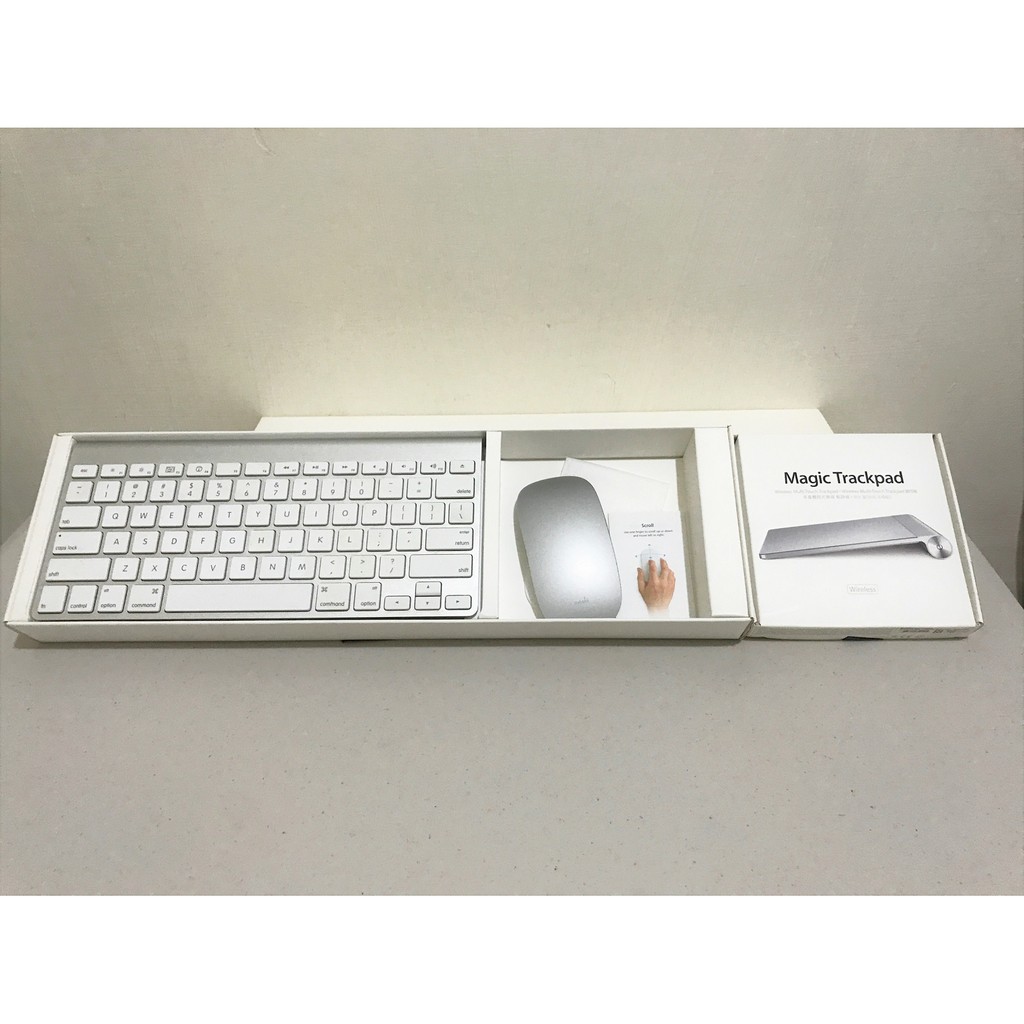 Apple Wireless Keyboard Magic Trackpad