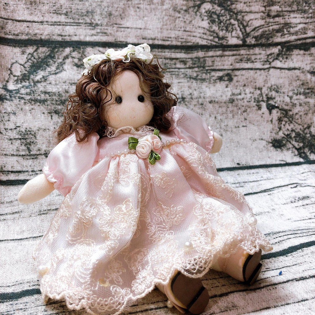 『古董音樂盒』唯美宮廷蕾絲娃娃擺飾公仔收藏品（會跟著音樂擺頭喔～）