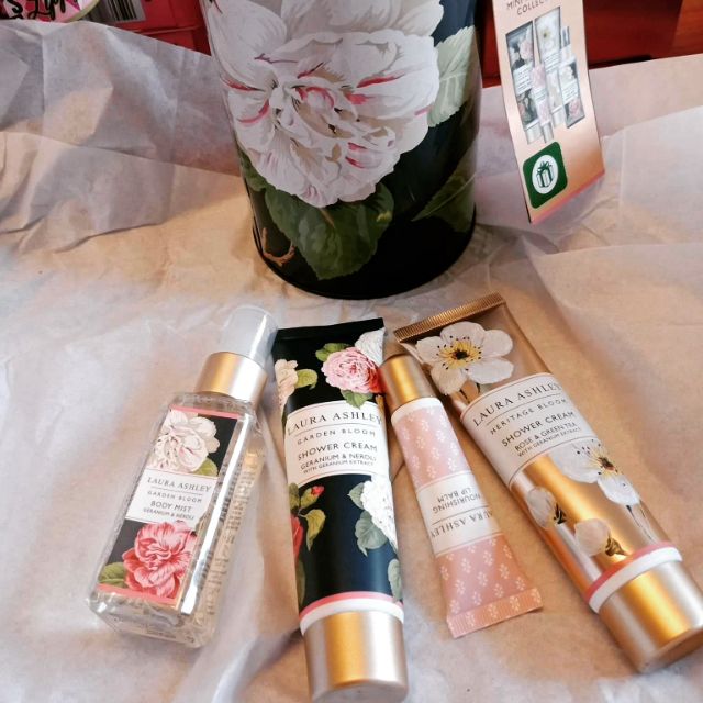 現貨台灣英國laura Ashley身體保養組 蝦皮購物
