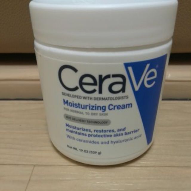 CeraVe 絲若膚

玻尿酸保濕乳霜 19oz 539g