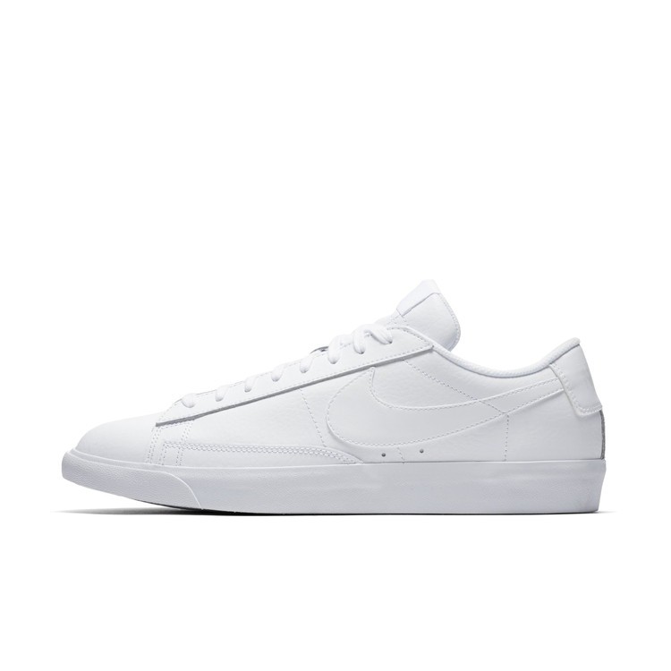 nike white blazer low le