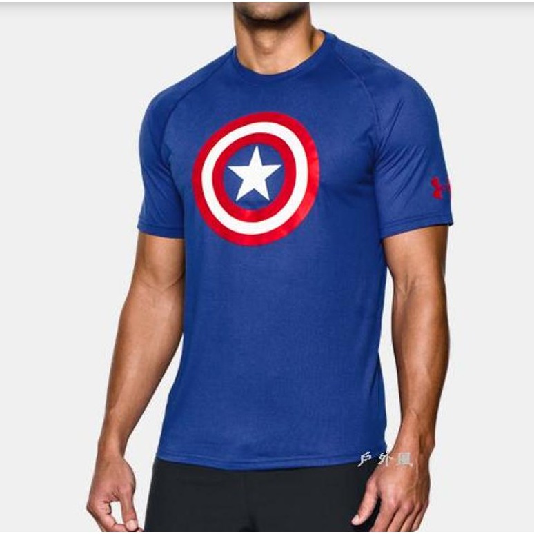 【UNDER ARMOUR】男 英雄系列男子寬鬆型美國隊長T恤