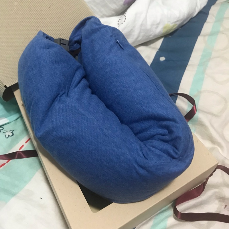 【全新】 Muji無印良品頸枕(正品）耶誕節 聖誕節 交換禮物