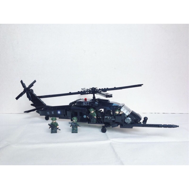 Lego MOC 中華民國 陸航UH-60M黑鷹直升機