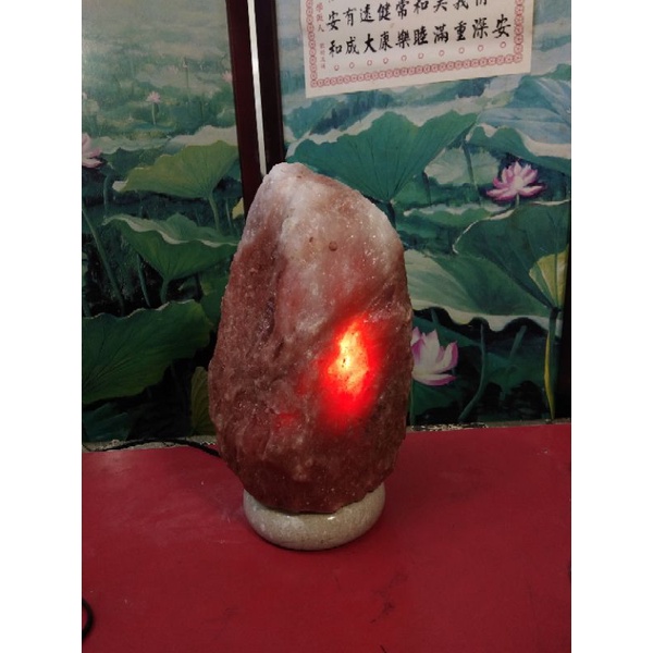 月理水晶鹽燈6.85公斤~喜馬拉雅鴿血鹽燈 只賣822唷~玉石底座可調適開關