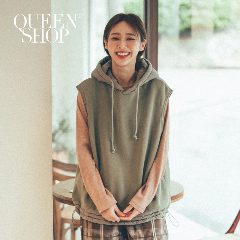 QUEENSHOP 內刷毛連帽外搭背心 兩色售 現+預 【01150198】