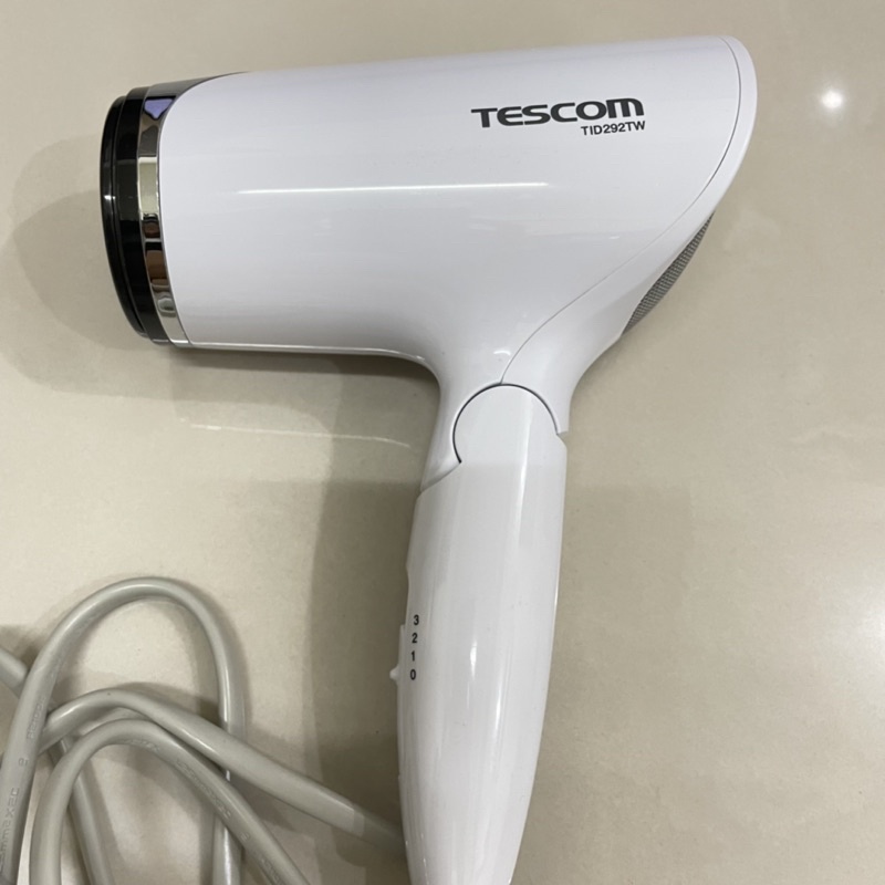 『琦ㄉ雜貨店』TESCOM TiD292TW 吹風機 二手