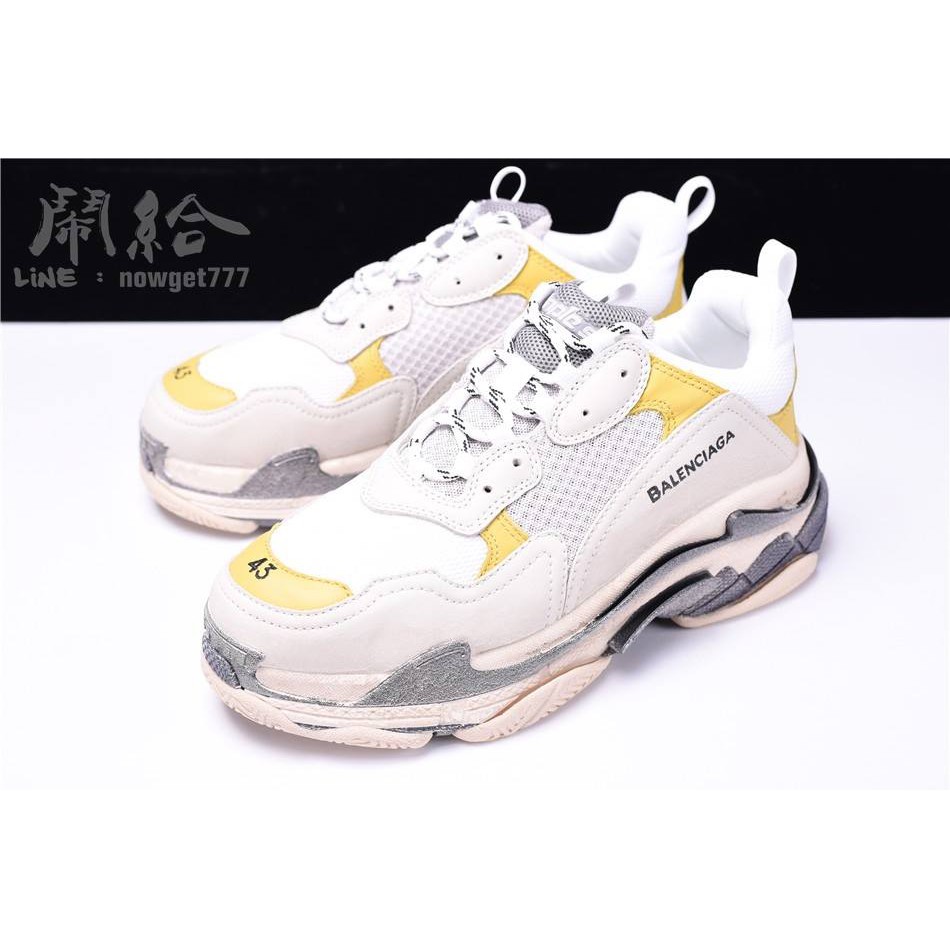 balenciaga triple s dover street market