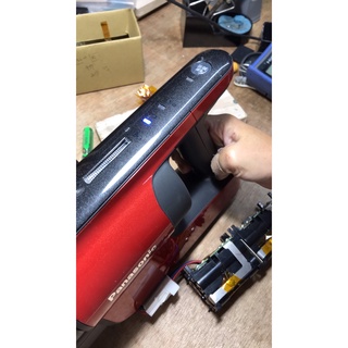 更換全新電芯 日本製無線手持吸塵器 MC-BJ990-W AVV97V-QYT 28.8V使用LG動力鋰電池