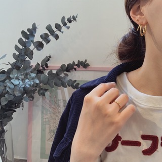𝐧𝐞𝐰𝐚𝐧𝐚《法國女伶系列》立體長短月亮線型耳環【n322】