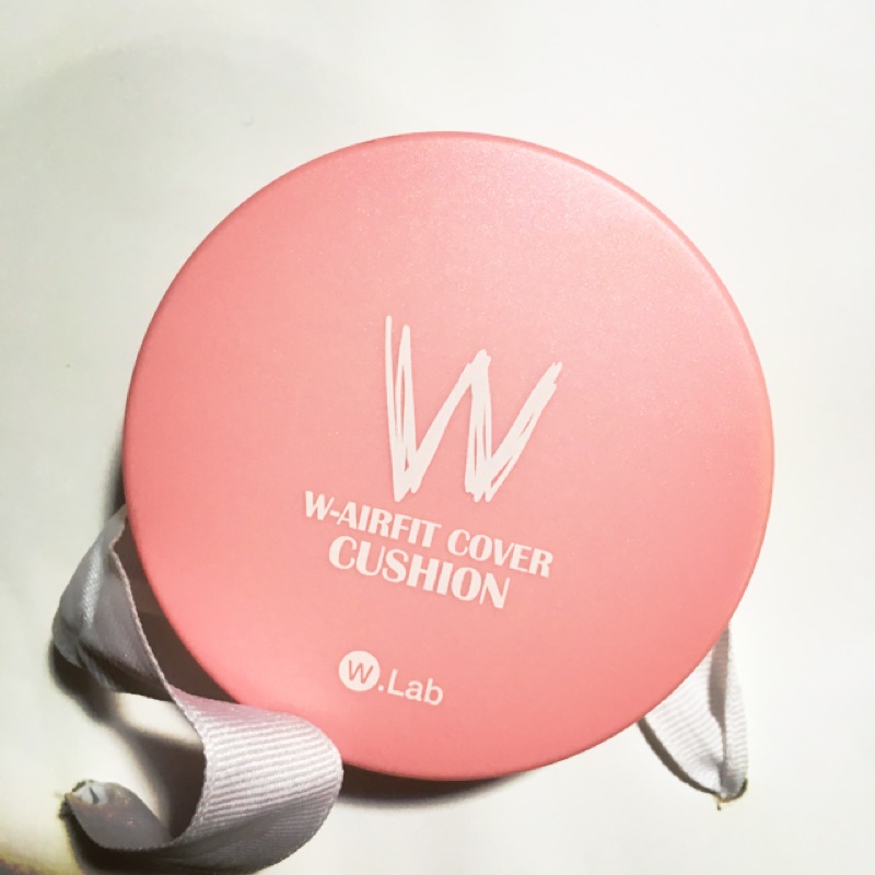 【二手】W.Lab粉紅色盒  粉盒氣墊  按壓式 色號23