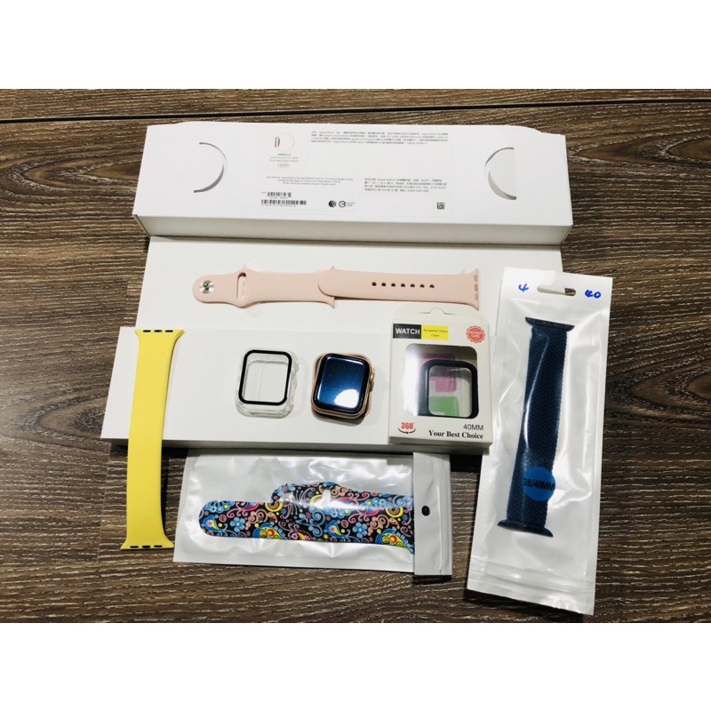 二手近全新Apple Watch S6 GPS 40mm 金色9.9成新
