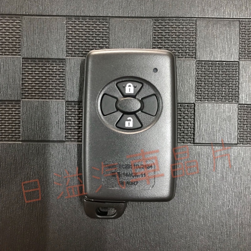 TOYOTA YARIS 豐田汽車 感應式鑰匙 晶片鑰匙全新配製 一鍵啟動 拷貝新增 遺失