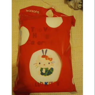 屈臣氏 Hello Kitty 好餓的毛毛蟲 生活大玩家 知性大抱枕