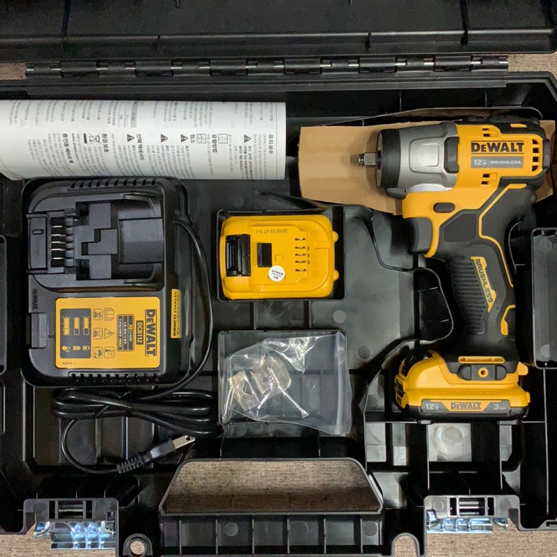 得偉DEWALT DCF902L2 無碳刷衝擊扳手 12V 雙3.0ah 3分衝擊板手 充電板手 DCF902