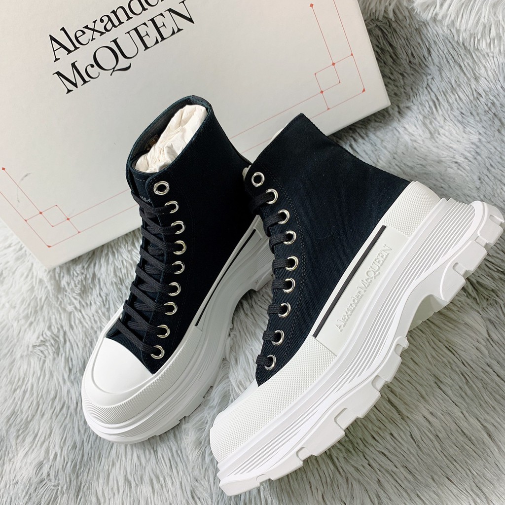 ALEXANDER MCQUEEN 高筒厚底鞋