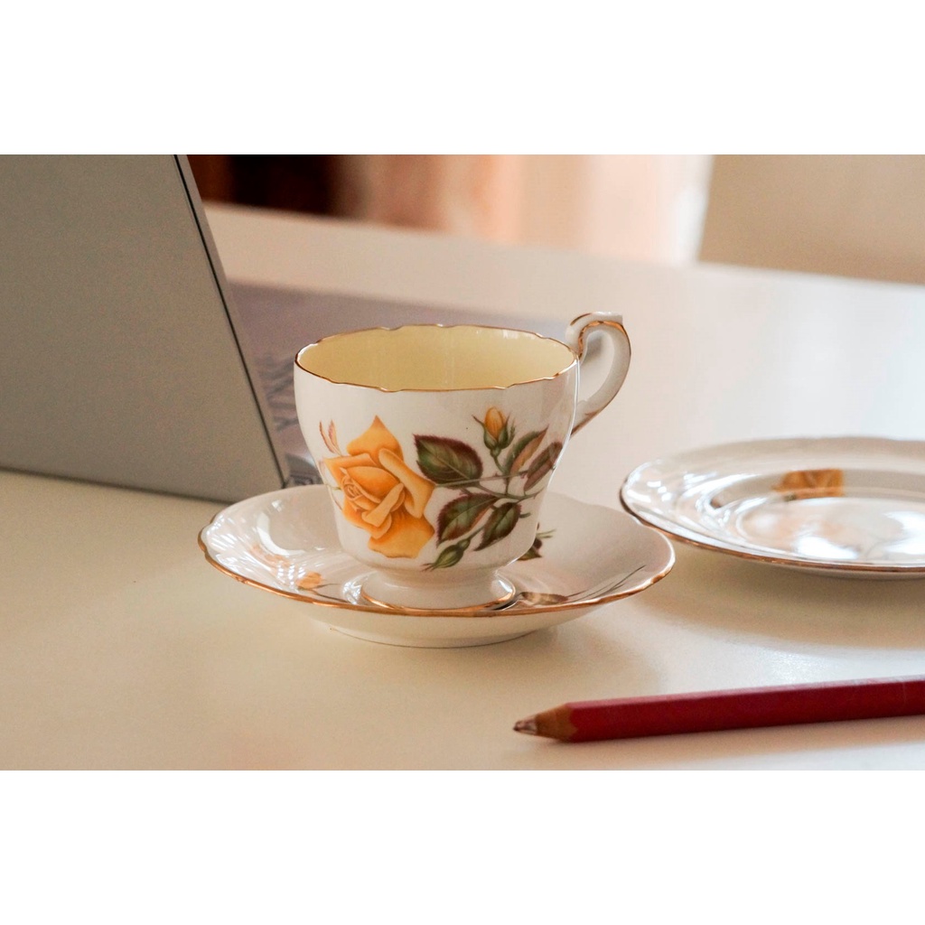 【旭鑫】Paragon 黃玫瑰系列 英國 骨瓷 瓷器 下午茶 杯組 牛奶壺 E.38