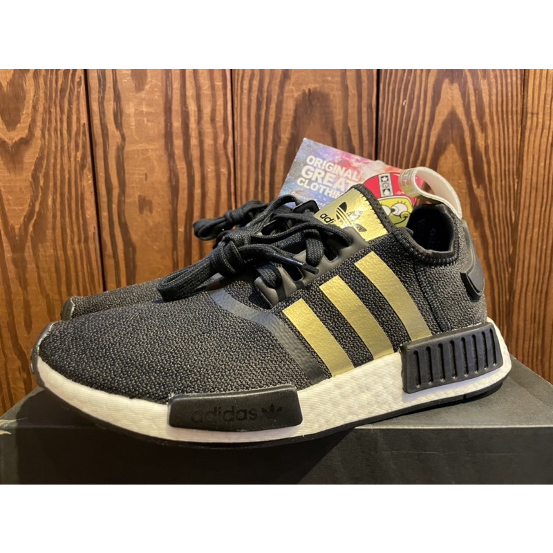 {OGC}ADIDAS ORIGINALS NMD R1 黑金 FX8833