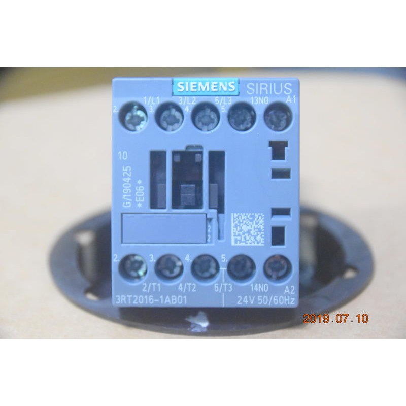 SIEMENS 西門子 3RT2016-1AB01 電磁接觸器 替代 TE LC1K0910B7    24VAC AC