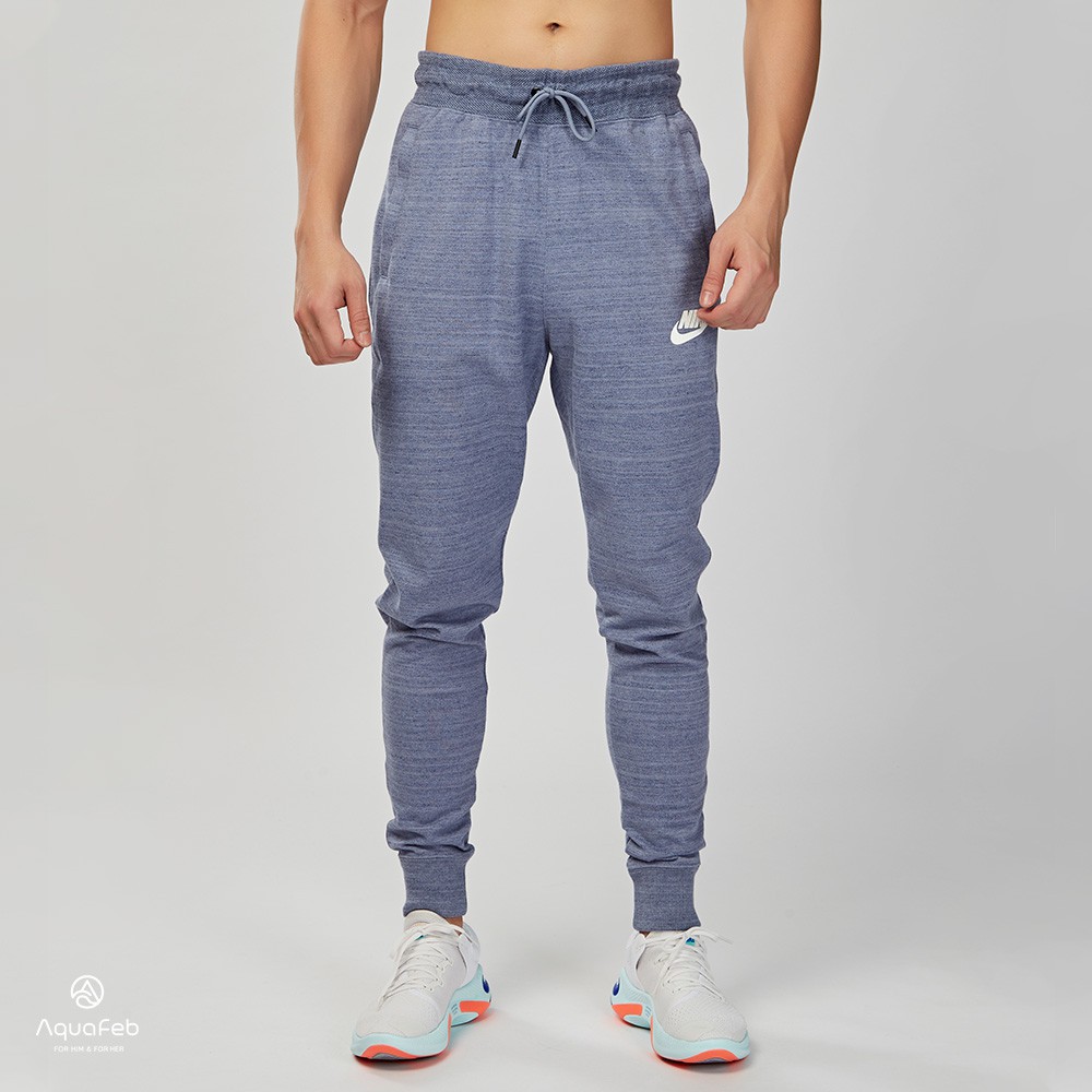 nike sportswear av15