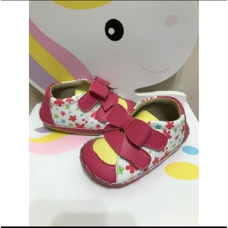 [二手] my nuno 14.5號 麗嬰房 台灣製 嬰兒學步鞋 迪士尼 小熊維尼 小豬