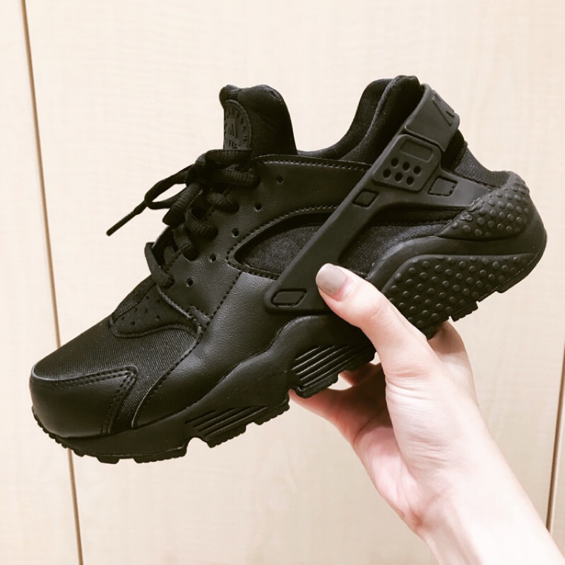 Nike huarache 耐吉 全黑武士 武士鞋 女 近全新 附鞋盒 us9=26cm