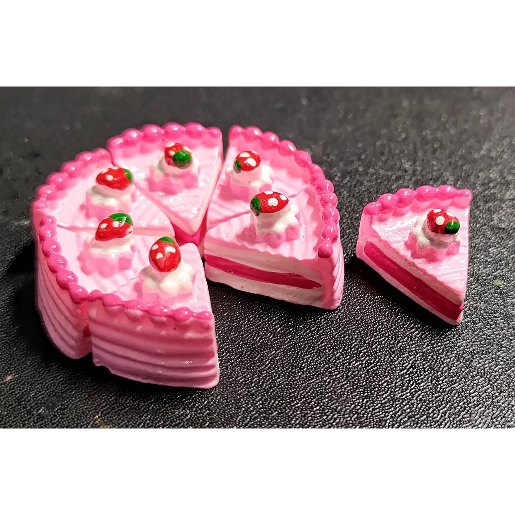 5C41  1:12 模型  草莓奶油蛋糕片 三角蛋糕 這不是玩具，請勿讓小孩玩耍碰觸以免吞食!
