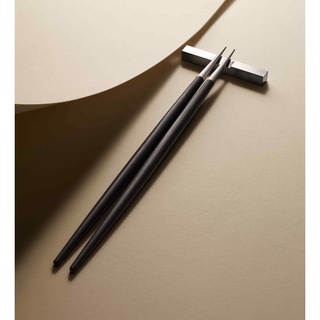 葡萄牙Cutipol GOA系列 黑柄霧面不銹鋼-22.5cm筷子+筷架