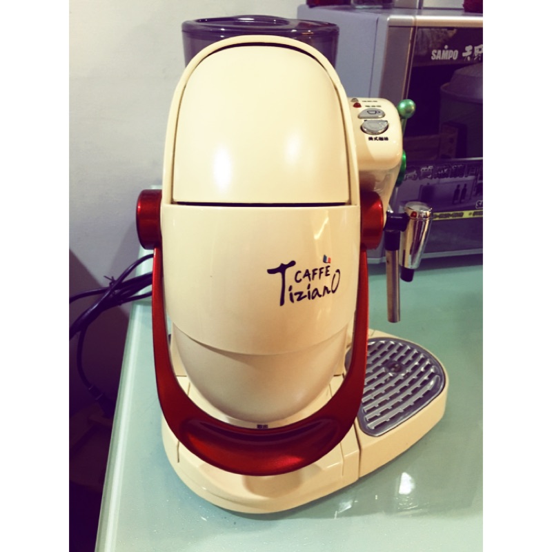 Caffe Tiziano膠囊咖啡機