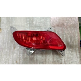 三菱汽車 MITSUBISHI COLT PLUS 2009 後保險桿反光片 後保險桿霧燈 無燈泡型 正廠 右邊