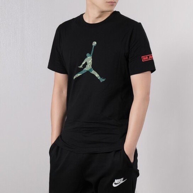 NIKE 喬丹JORDAN LOGO 迷彩短袖NBA AT9181-010黑 耐吉 男