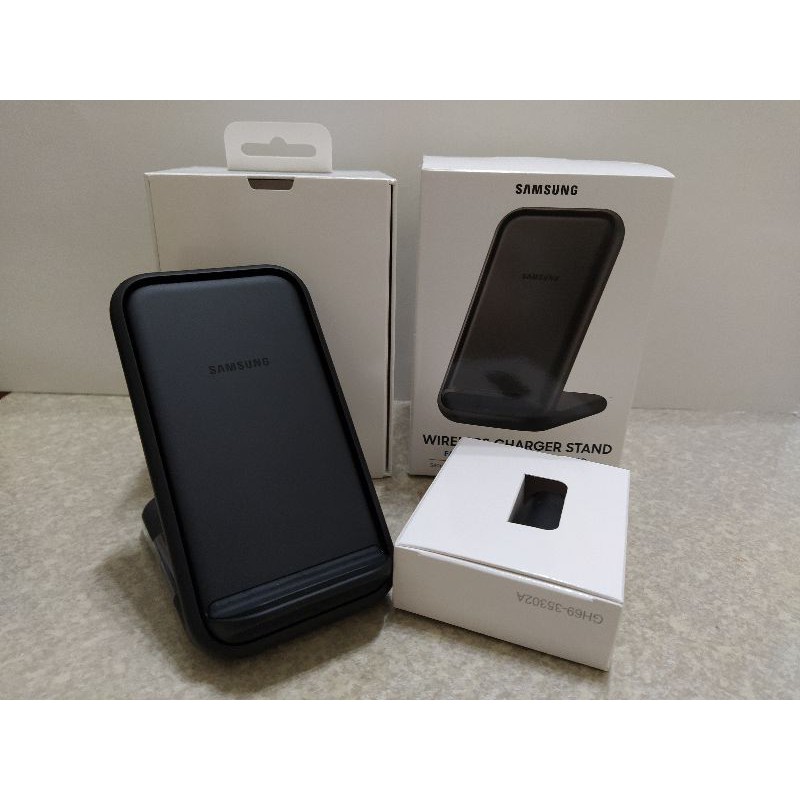 [全新/可議價] Samsung 三星 無線閃充 充電座 立架式無線閃充充電座（EP-N5200）