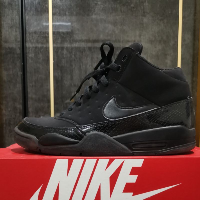 nike air flight classic high top