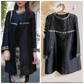 英國Burberry精品英國製華麗個性圓領光澤感傘狀A字卯釘鉚釘卯丁鉚丁風衣薄外套長版外套