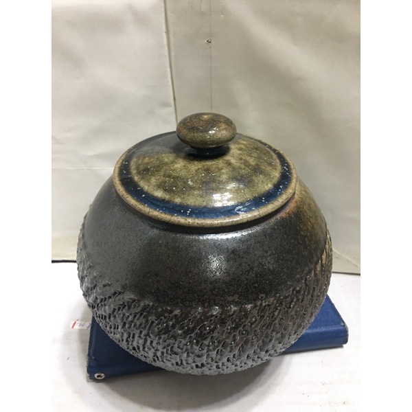 台灣陶藝作品 （1）林振生 高檔刨刀自然流釉  柴燒甕