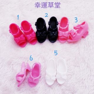 莉卡娃娃鞋子 licca 娃娃鞋子 娃娃配件 莉卡 蝴蝶結愛心跟涼鞋和套跟涼鞋 / 莉卡正版 散貨 / 兒童玩具
