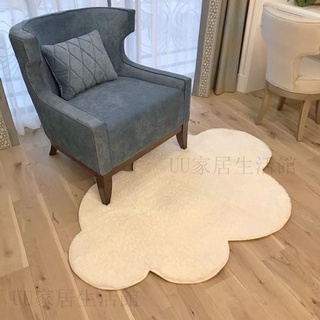 【UU白色地毯】北歐地毯 床邊地毯 ins韓系可愛白色雲朵卡通地墊 絨毛地毯 臥室地毯 拍照道具 地毯地墊