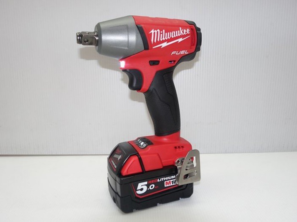 【新宇五金工具行】美國 Milwaukee 米沃奇 M18 FIW12-502C 18V 無刷衝擊扳手！來電"店"超低價