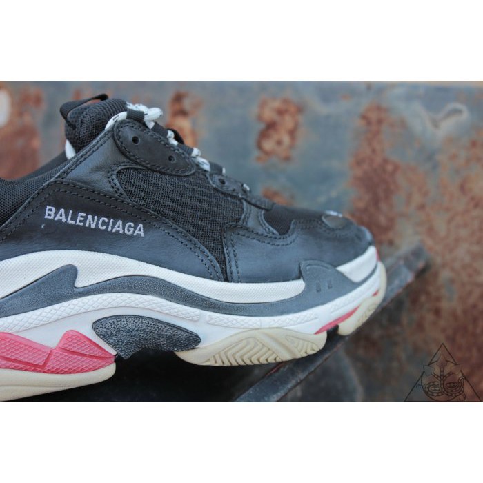 balenciaga triple s vintage