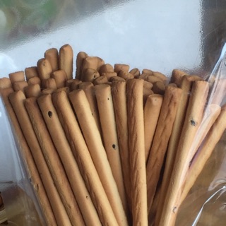 臺灣古早味 咕咕棒(手指餅乾) 長度約9.5公分芝麻棒餅 小朋友方便食用不會掉滿地 沾巧克力好吃