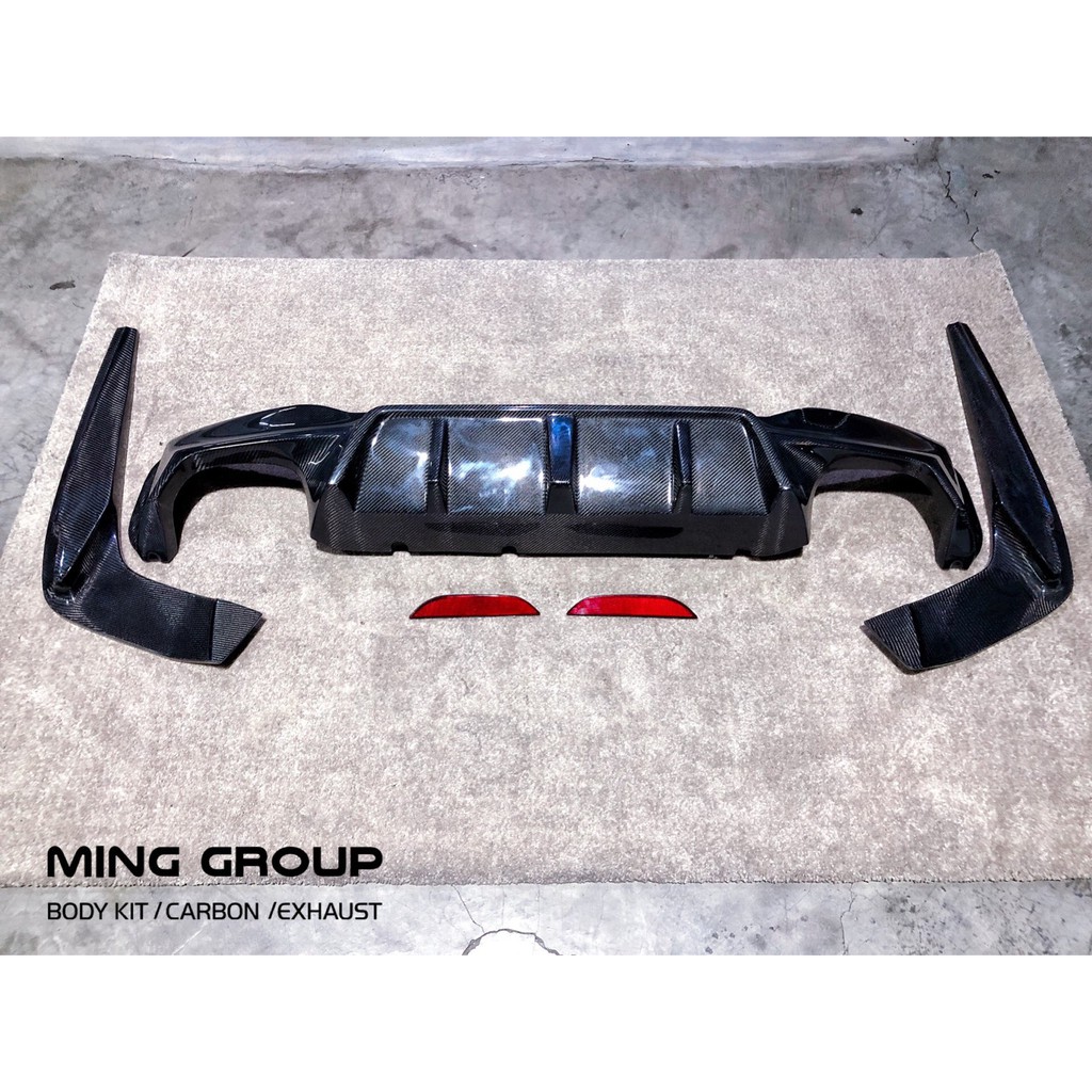 【MING GROUP國際】BMW G30 碳纖維 3D款 三件式後下巴