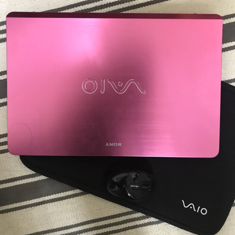 Sony vaio 15吋 粉金 二手筆電