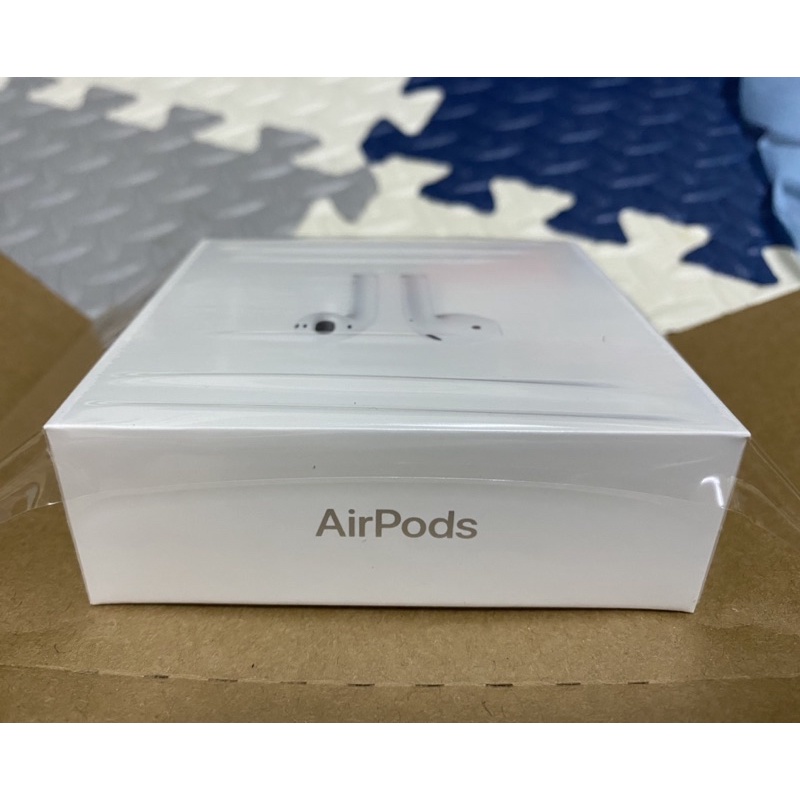 Apple airpods 2 2021款 原廠保固一年 再送充電盒保護套（紅）