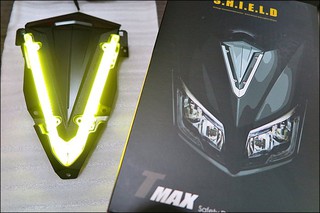 【貝爾摩托車精品店】SHIELD 神盾 定位燈 盾牌 小燈 盾牌燈 日行燈 TMAX 530 15/16年後用 黃光