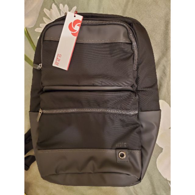 samsonite red taeber