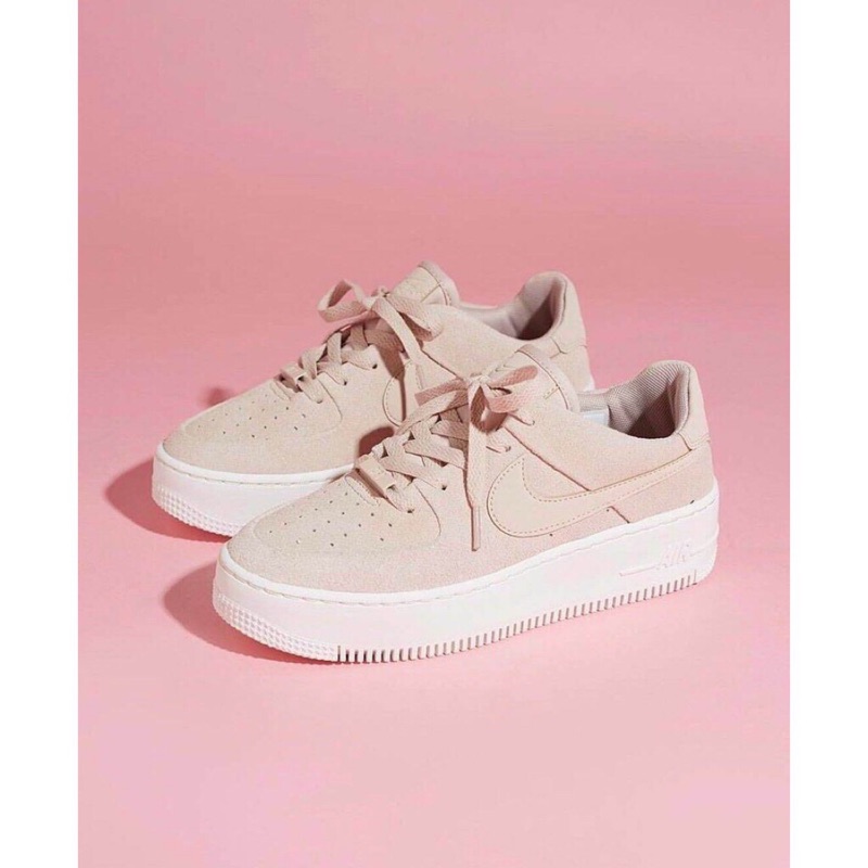 NIKE Wmns Air Force 1 Sage Low AR5339-201 裸粉 麂皮 無車縫 厚底增高 女鞋