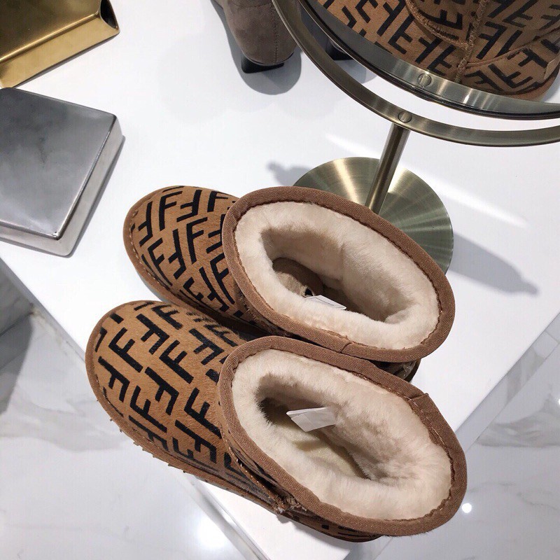 ugg fendi