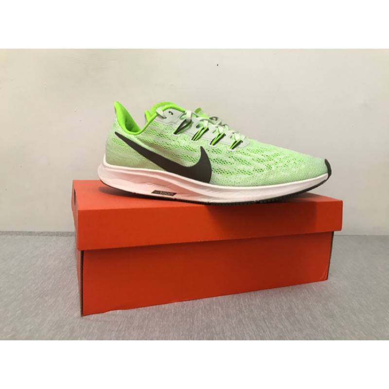 Nike zoom pegasus 36 跑鞋 US10